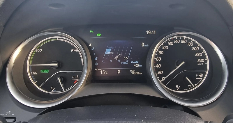 Toyota Camry cena 100400 przebieg: 106800, rok produkcji 2019 z Warszawa małe 352